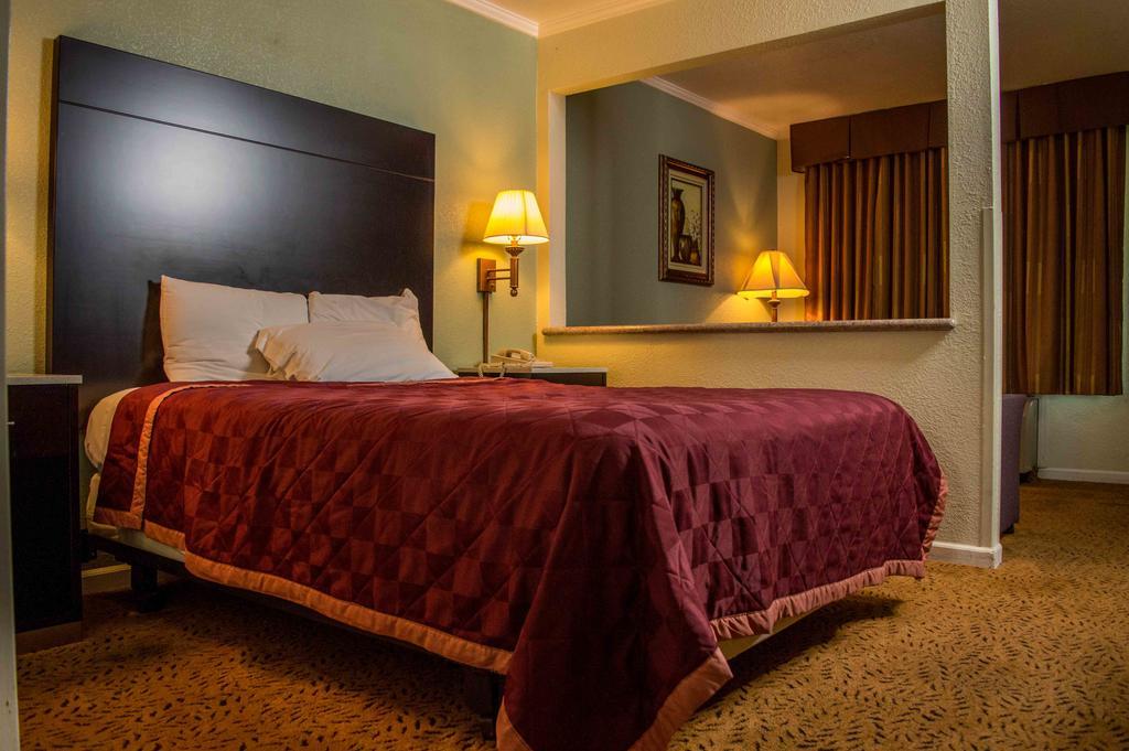 Executive Inn & Suites Сакраменто Екстер'єр фото